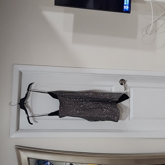 Sequin mini dress size XL - Picture 2 of 2